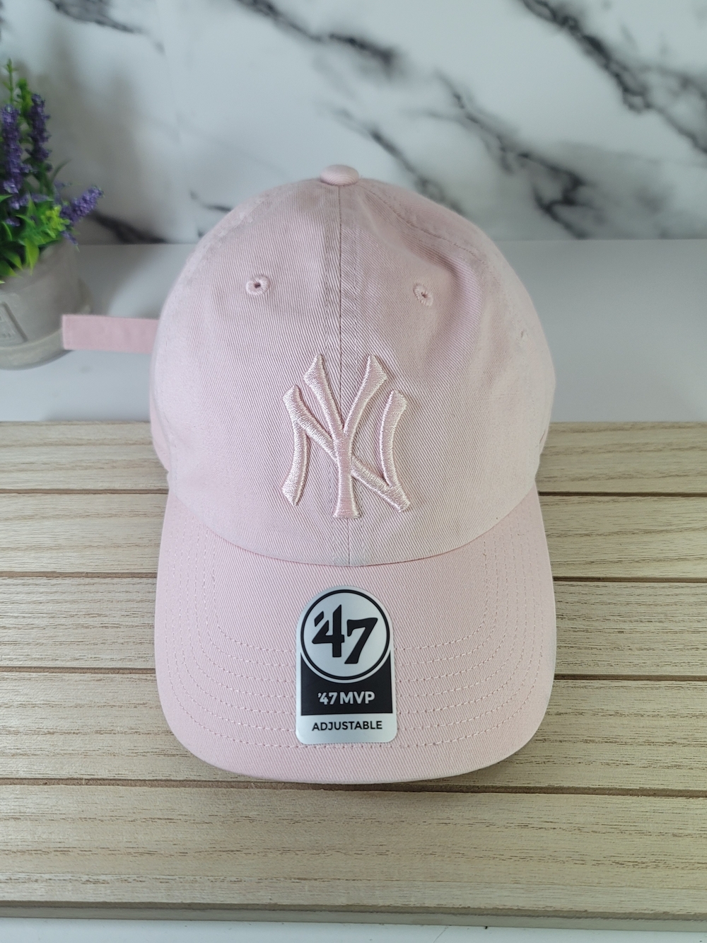 NY Cap. Youth New York Yankees Pink Cotton Hat.